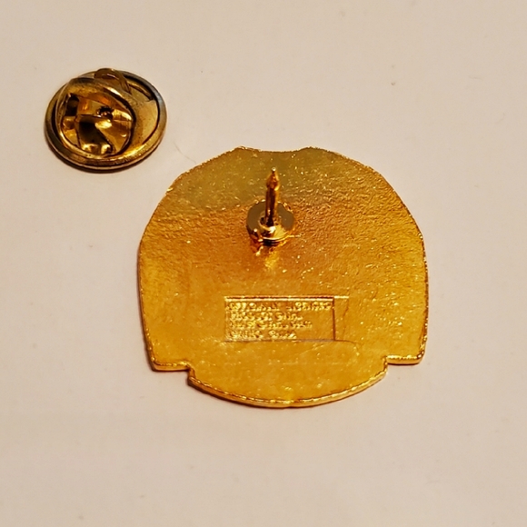 St. Louis Blues Hockey Jersey Lapel Pin EUC - Picture 2 of 2